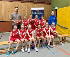 weibliche U10